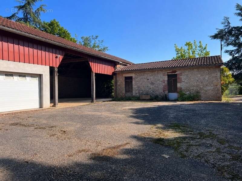Maison à DOLMAYRAC
