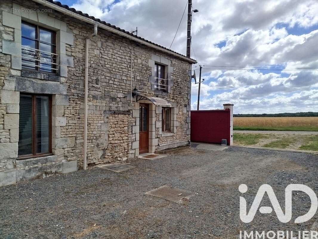 Photo 2 - Maison à CEAUX-EN-LOUDUN