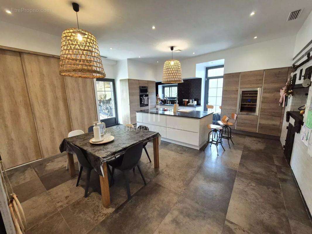 Maison à SAINT-REMY-DE-PROVENCE