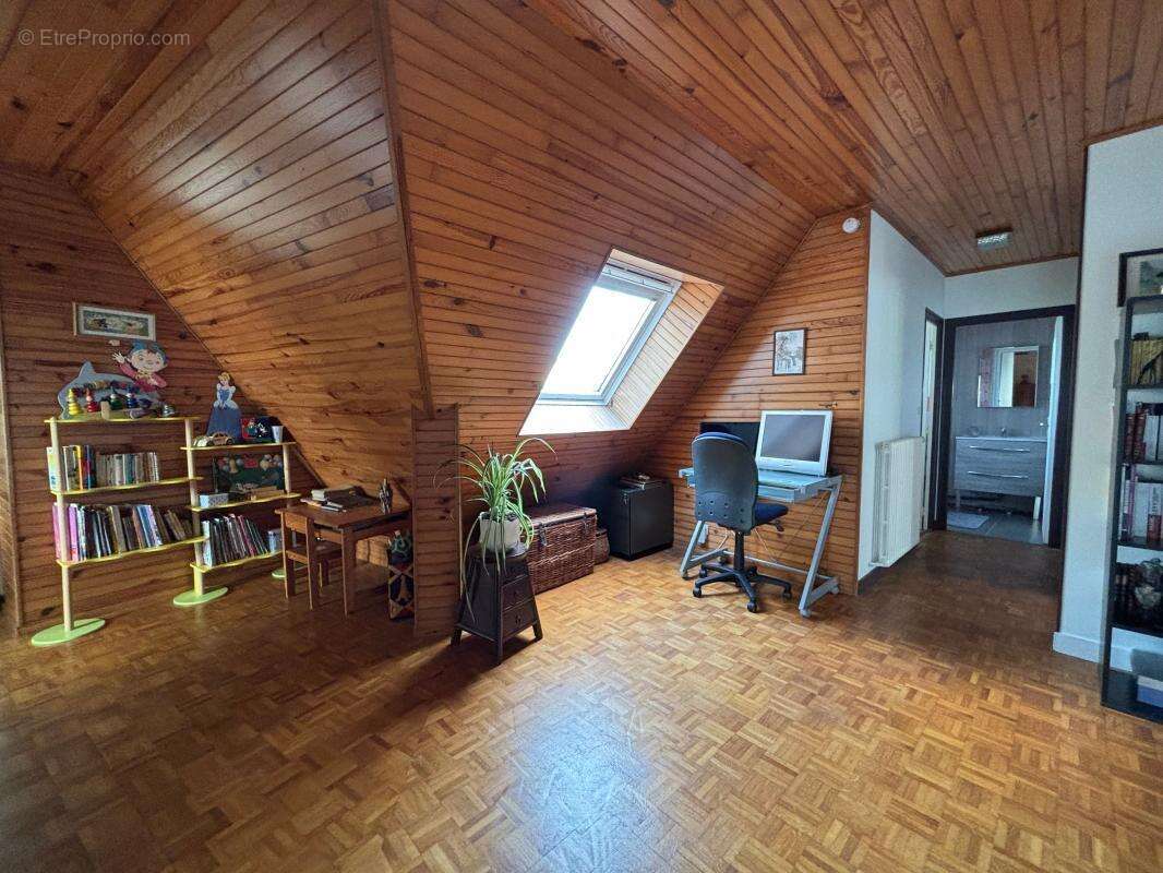 Maison à MONTAUBAN-DE-BRETAGNE