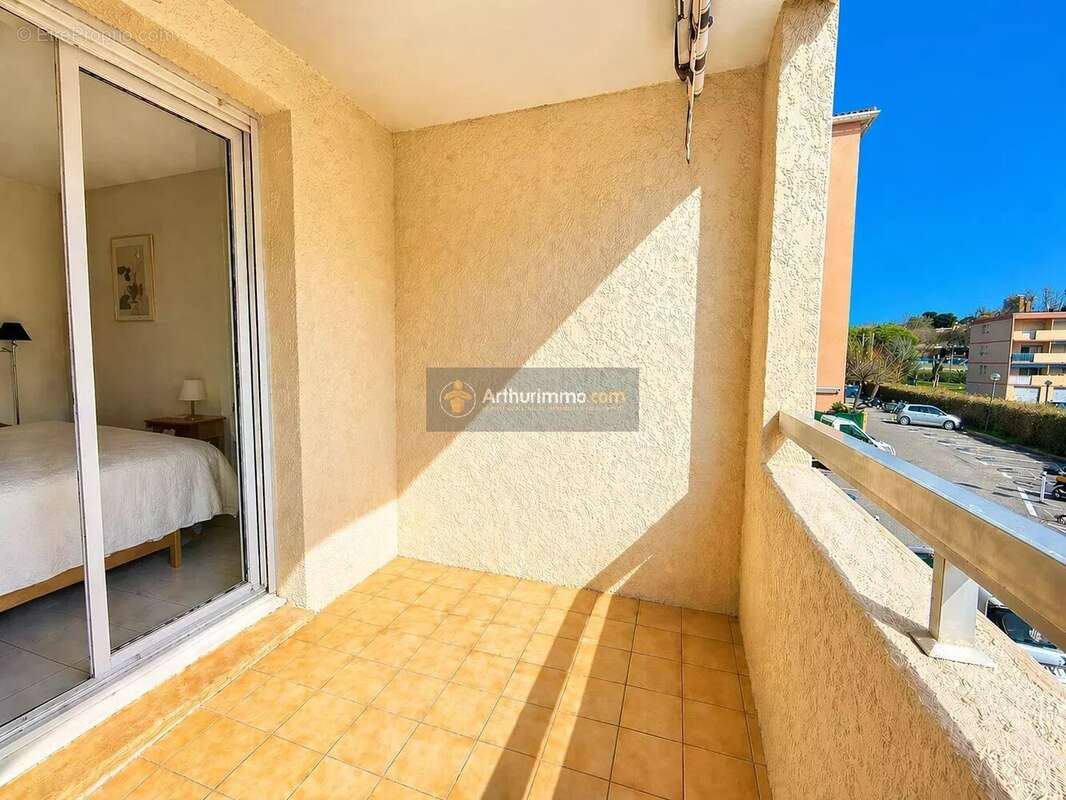 Appartement à FREJUS
