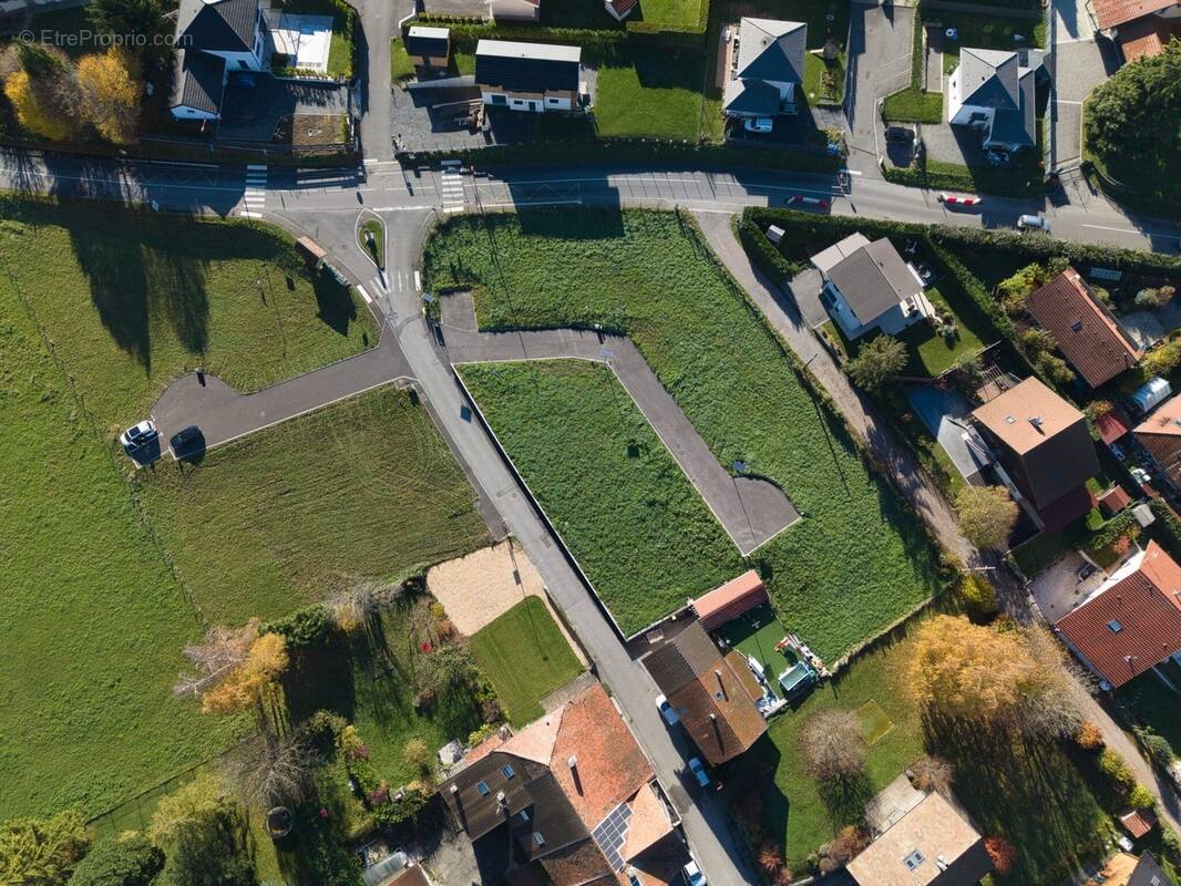 Terrain à DRAILLANT