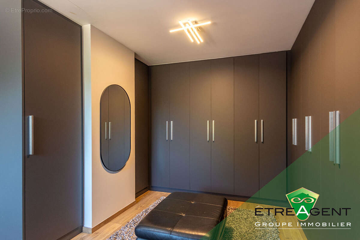 Maison SAINT AUBIN D'ÉCROSVILLE - 379 m² - 5 chambres - photo 13