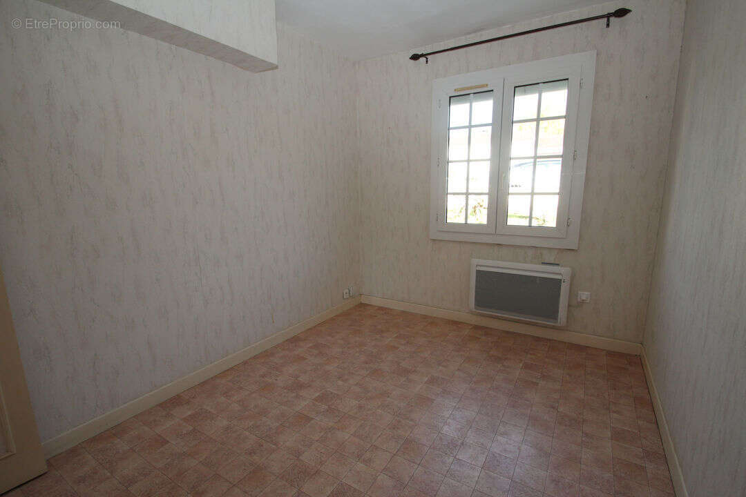 Maison à SAINT-LEGER-DES-VIGNES