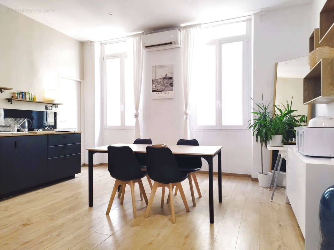 Appartement à MARSEILLE-6E