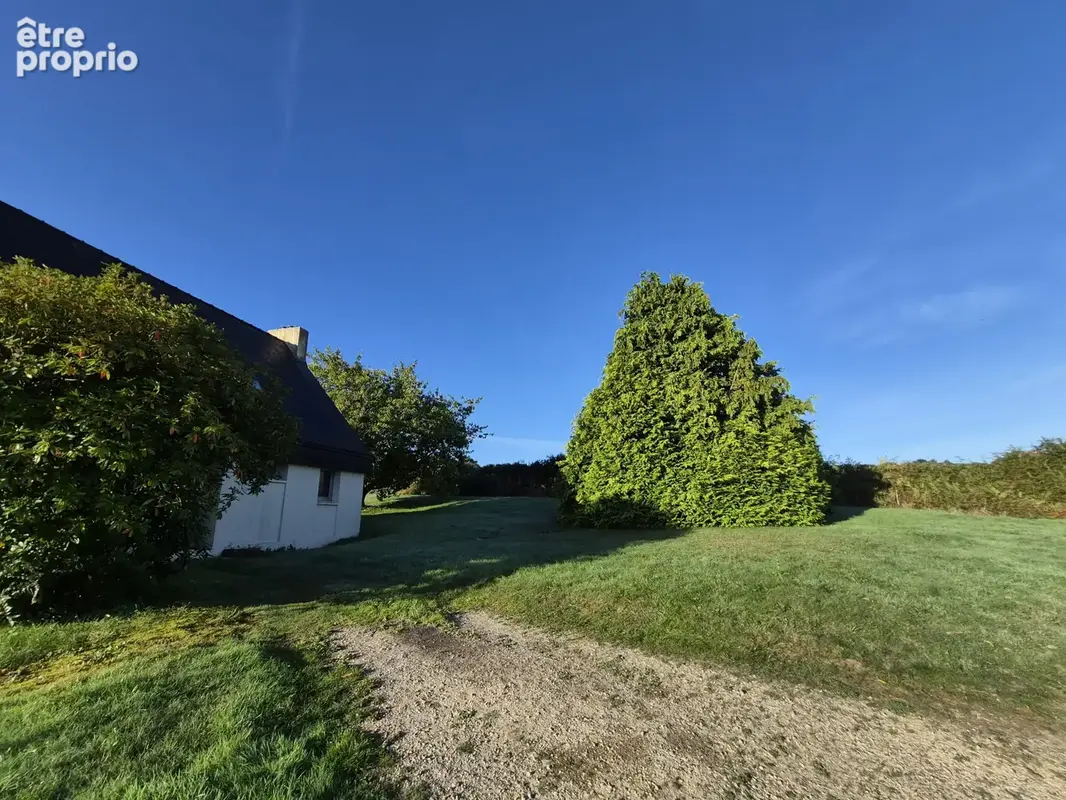 Maison familiale avec grand terrain et vue dégagée - photo 15