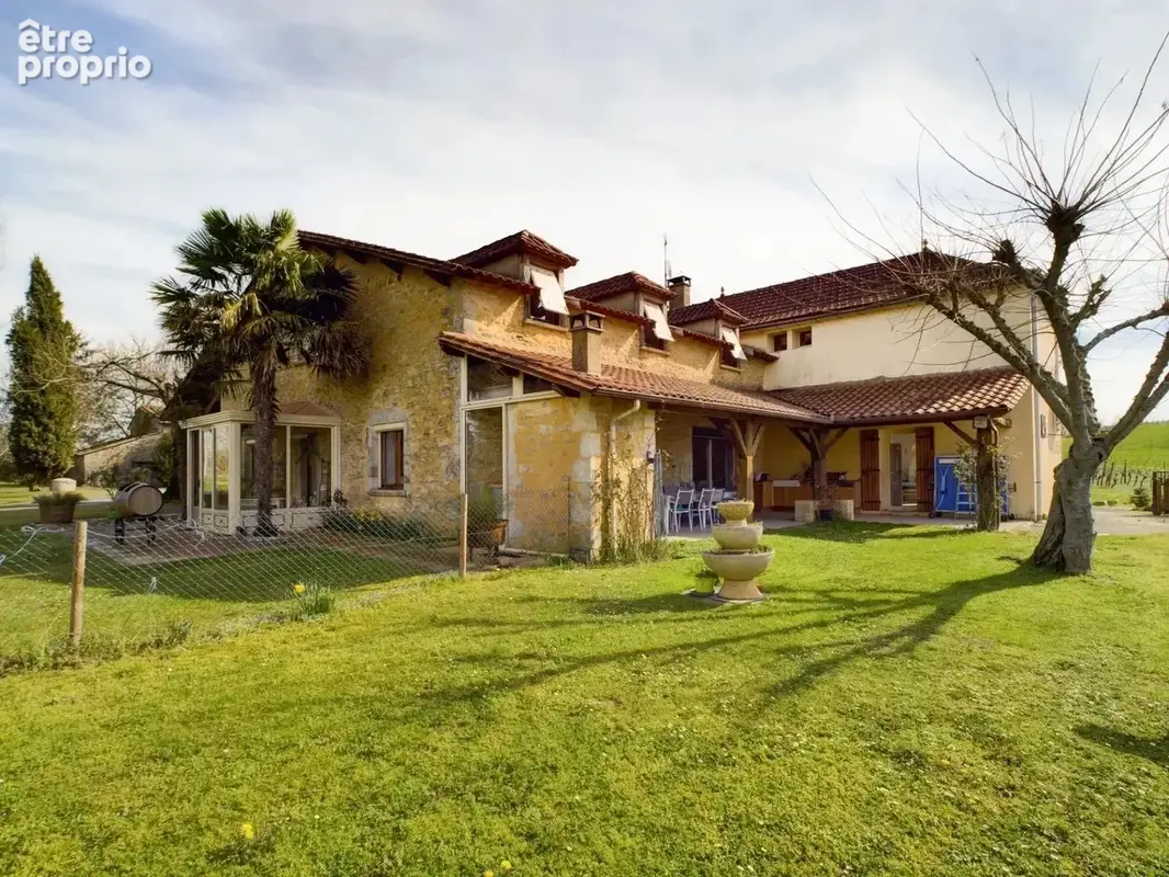 Maison à VILLEFRANCHE-DE-LONCHAT