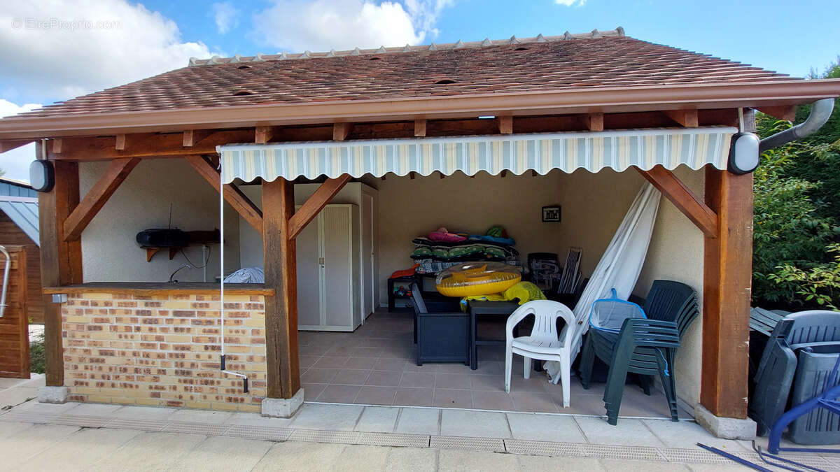 Maison à NOGENT-SUR-VERNISSON