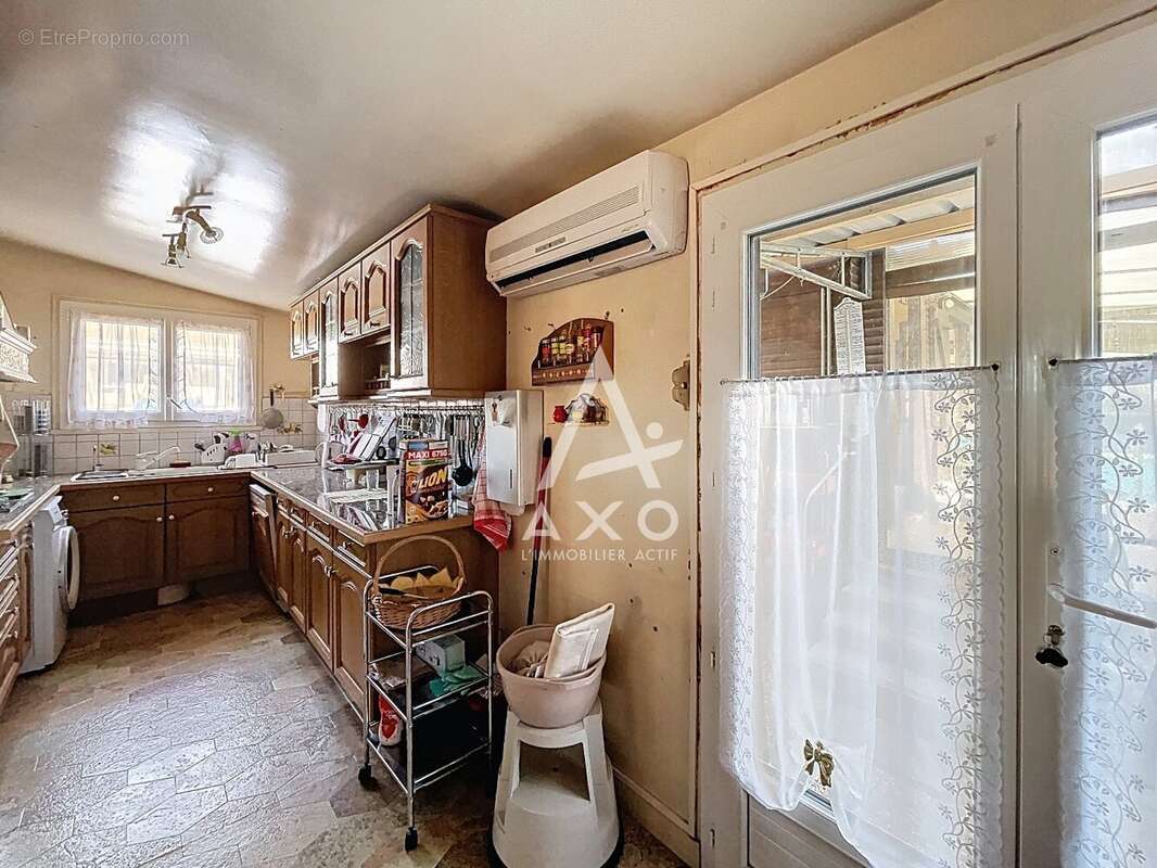 Maison à GY-LES-NONAINS