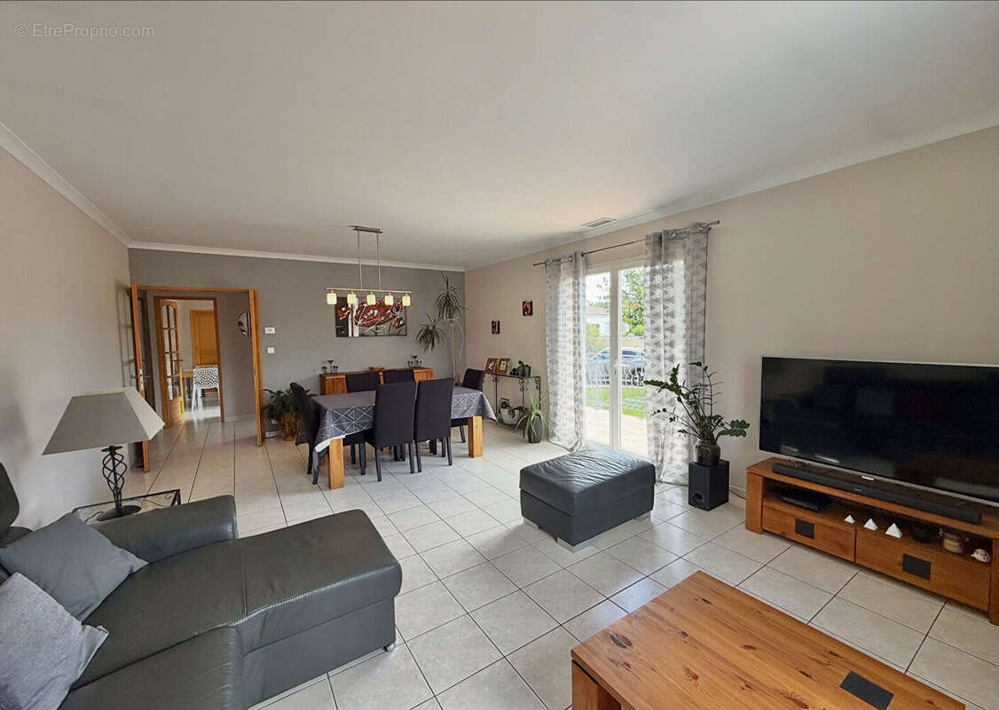 Maison à MARGUERITTES