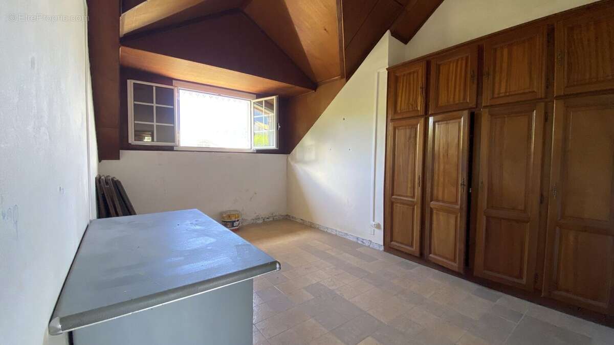 Possibilité de créer un véritable espace parental - Maison à SALAZIE