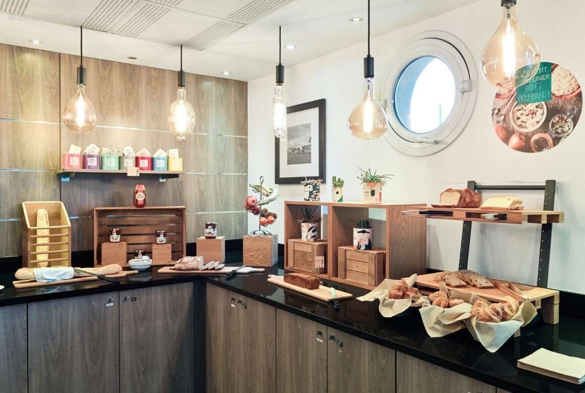 INVESTISSEMENT LOCATIF  Roissy-en-France  Résidence d'Affaires Zenitude Roissy Village - 6.58% de rentabilité - photo 9
