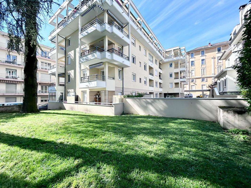 Appartement à AIX-LES-BAINS