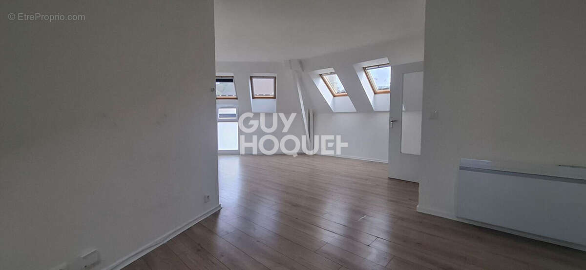 Appartement à AUBERGENVILLE