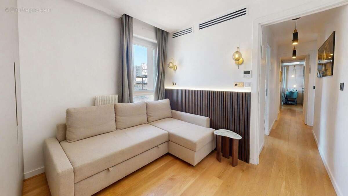 Appartement à LEVALLOIS-PERRET