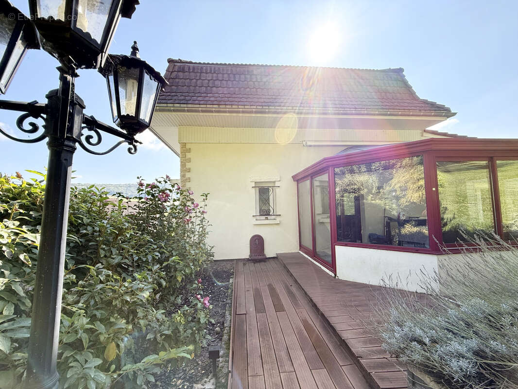 Maison à BOUSSIERES