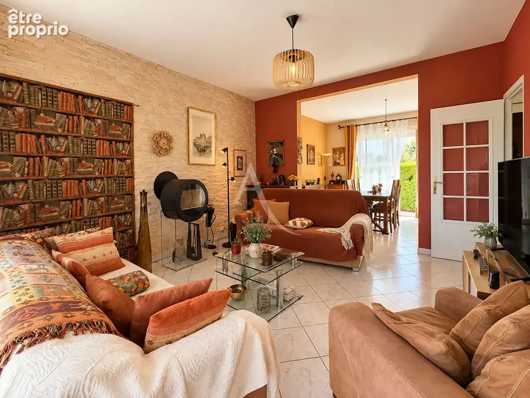 À vendre - saint-hilaire-saint-florent - maison avec vue exceptionnelle sur saumur - photo 2