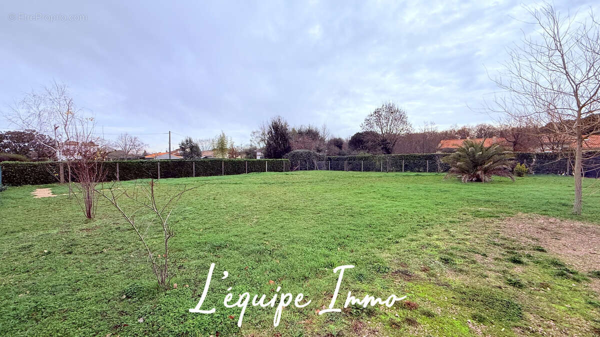 Terrain à PLAISANCE-DU-TOUCH