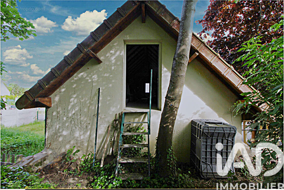 Photo 9 - Terrain à VILLECRESNES