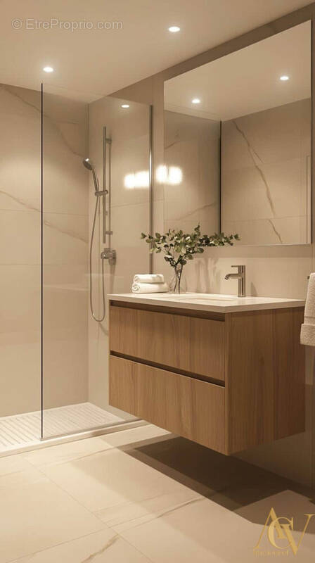 Superbe T4 Dernier Etage - Nouveauté à TOULON 1 - Appartement à TOULON