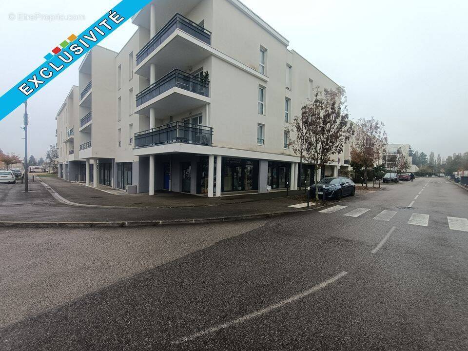 Commerce à CHARNAY-LES-MACON