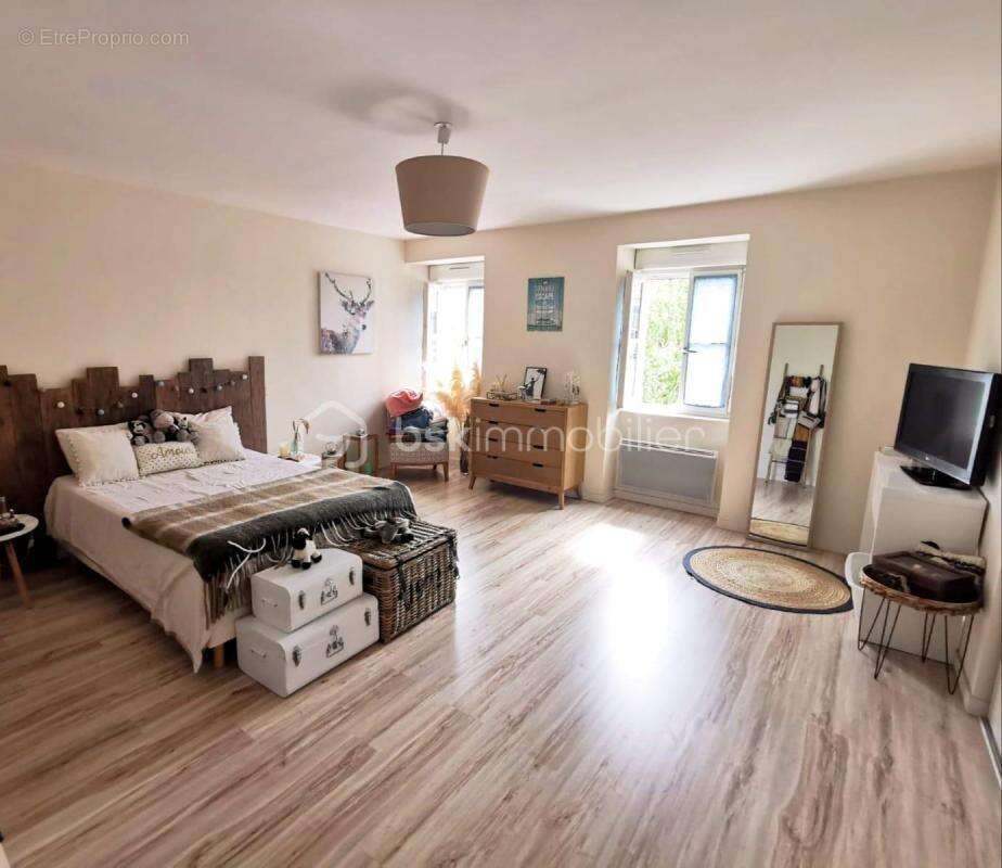 BOURGES – Appartement T3 de 87,72 m² avec cave - photo 6