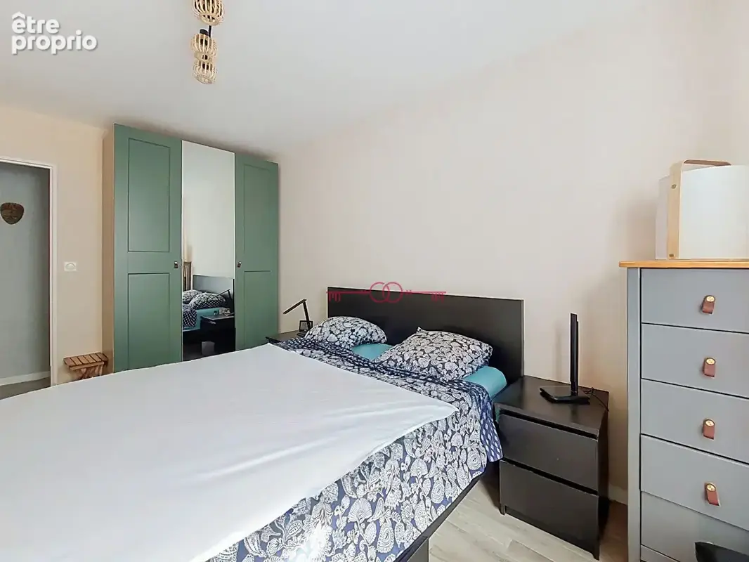 Appartement Reims 4 pièce(s) 85 m2 - loggia et garage fermé - photo 9