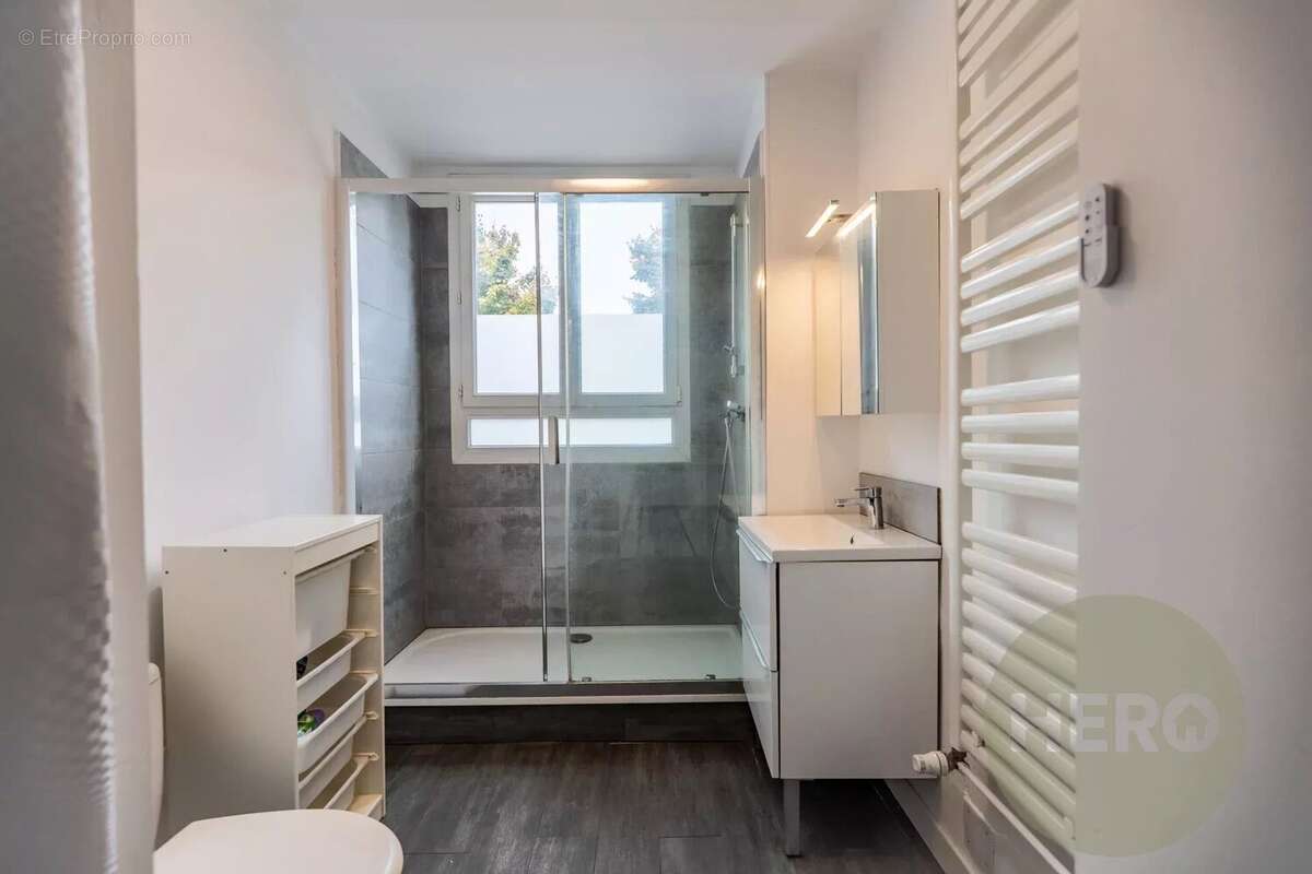 Appartement à BEYNES