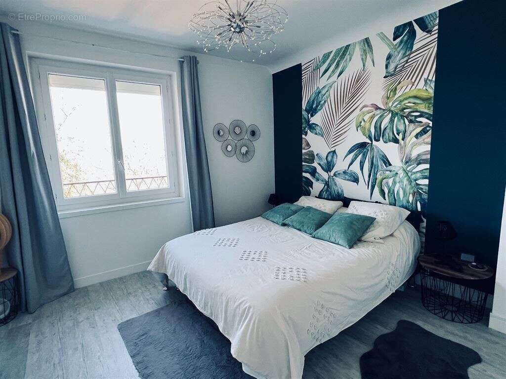 Maison à VEYRE-MONTON