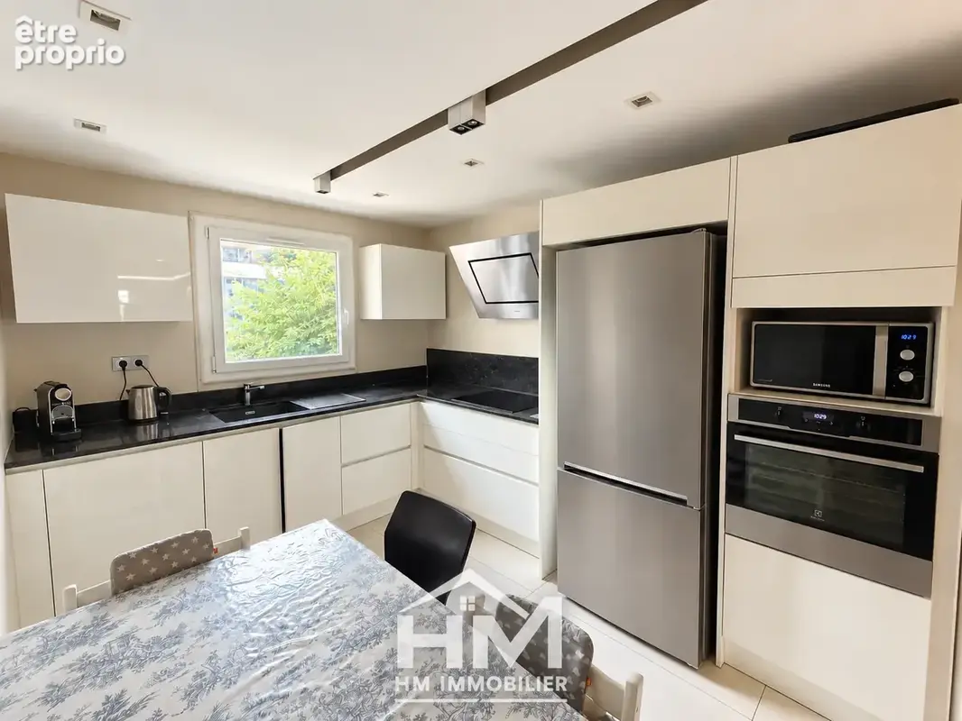Saint-maurice   appartement familial avec balcon et deux parkings - photo 4