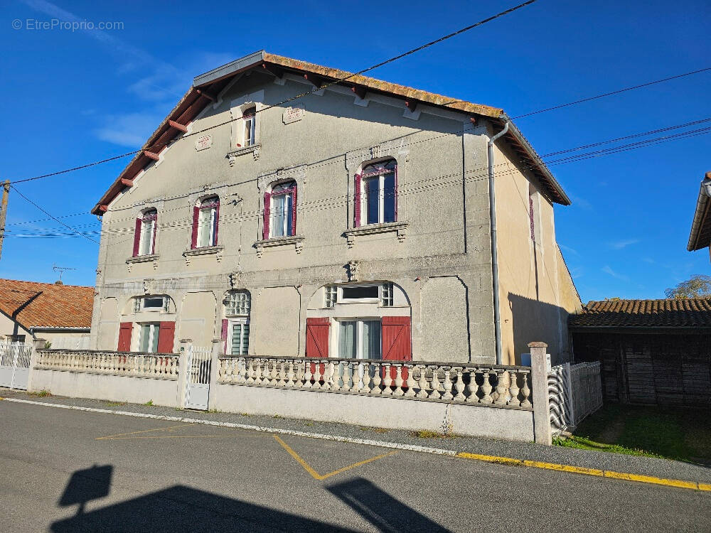 Maison à SIREUIL