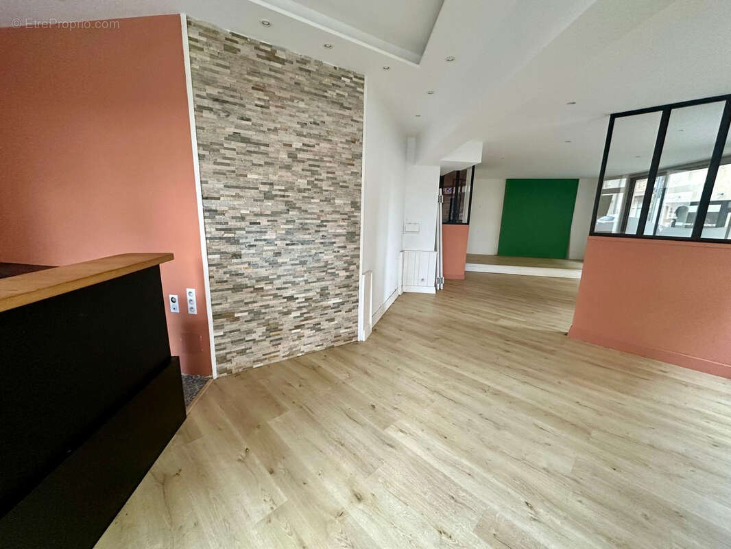 Commerce à ESPALION