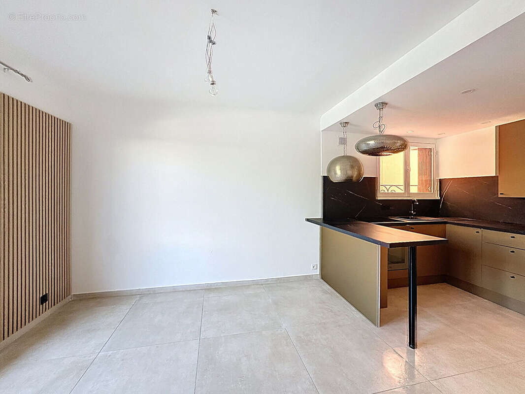 Appartement à SAINT-RAPHAEL