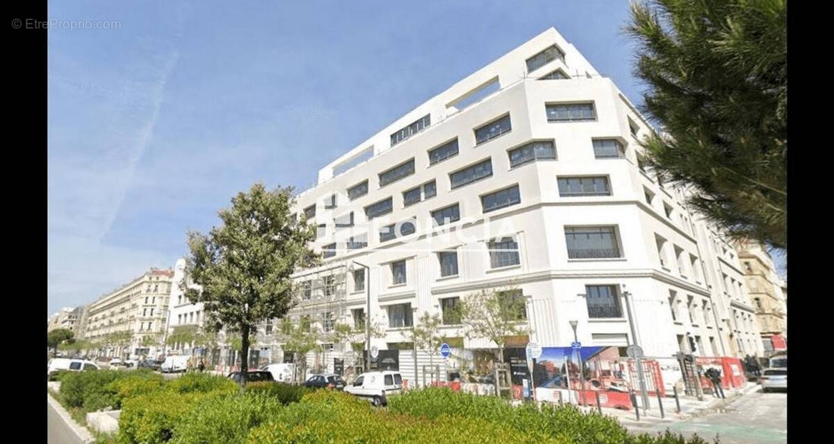 Appartement à MARSEILLE-2E