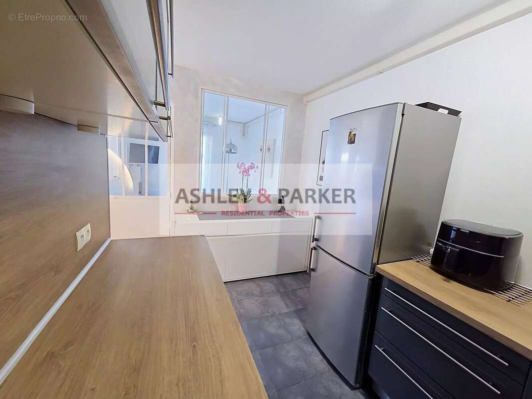 Appartement à SAINT-MARTIN-DU-VAR