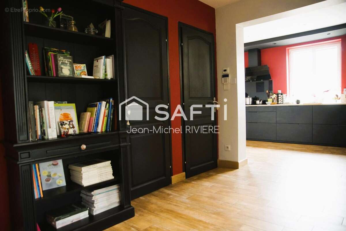 Photo 4