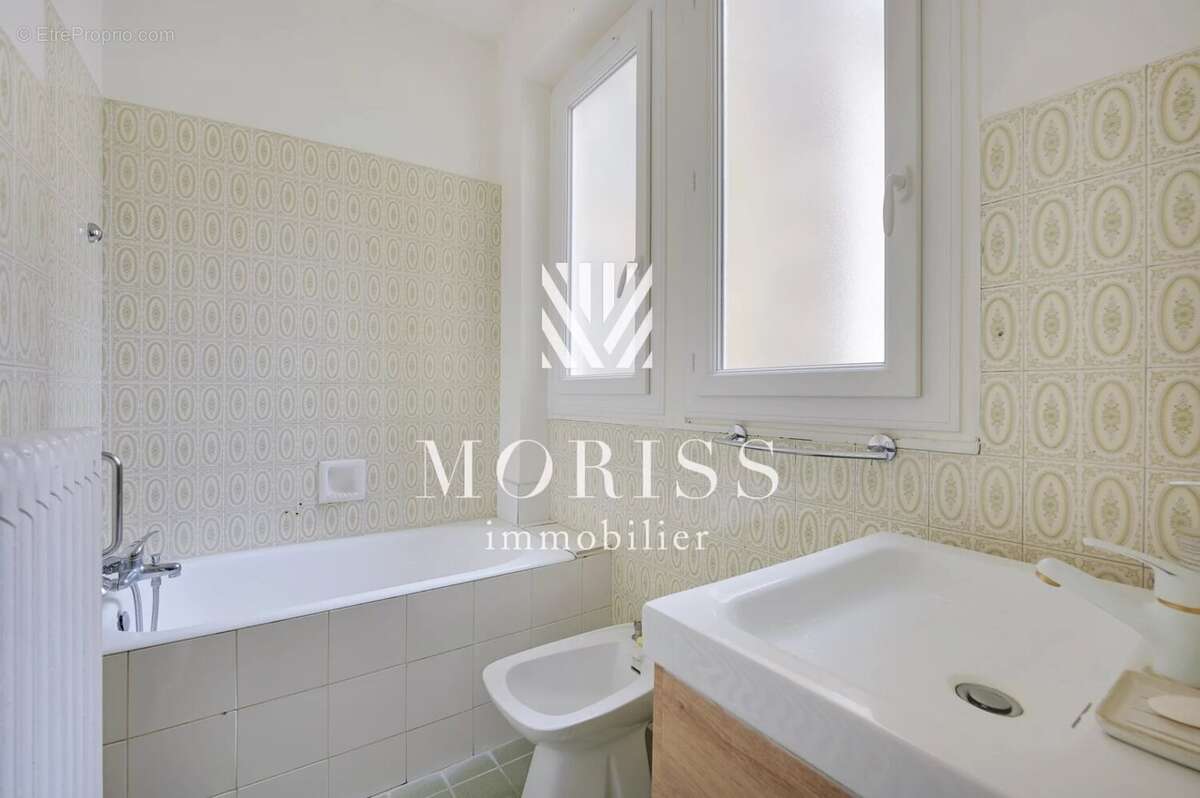 Appartement à PARIS-10E