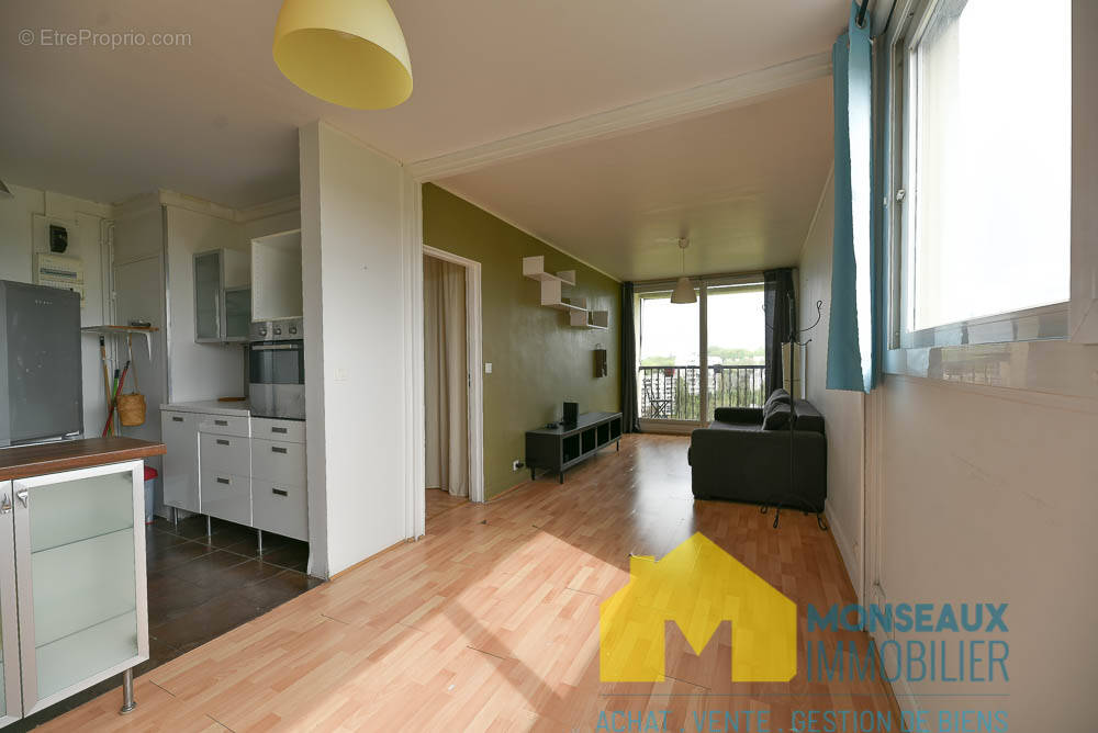 Appartement à SAVIGNY-SUR-ORGE