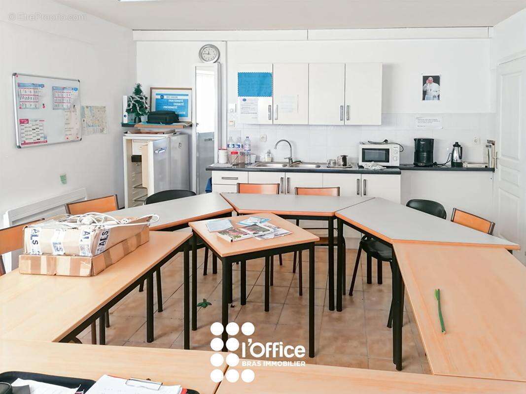 Local commercial Les Sables D Olonne 50 m2 - photo 4