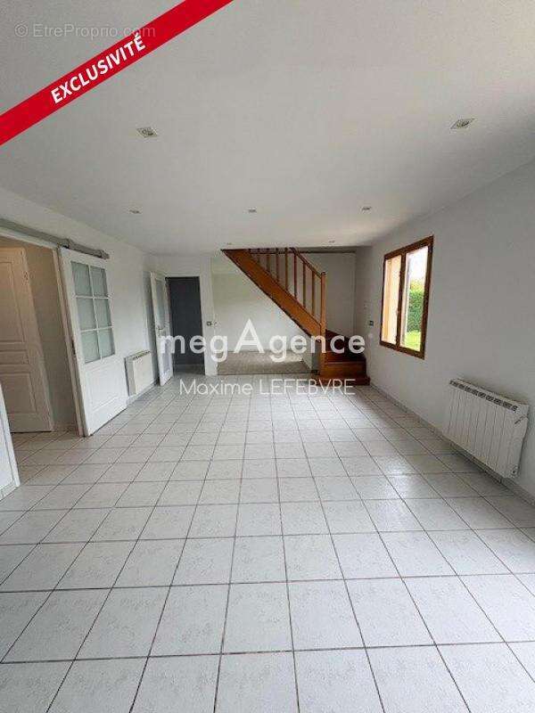 Maison à DOMLEGER-LONGVILLERS