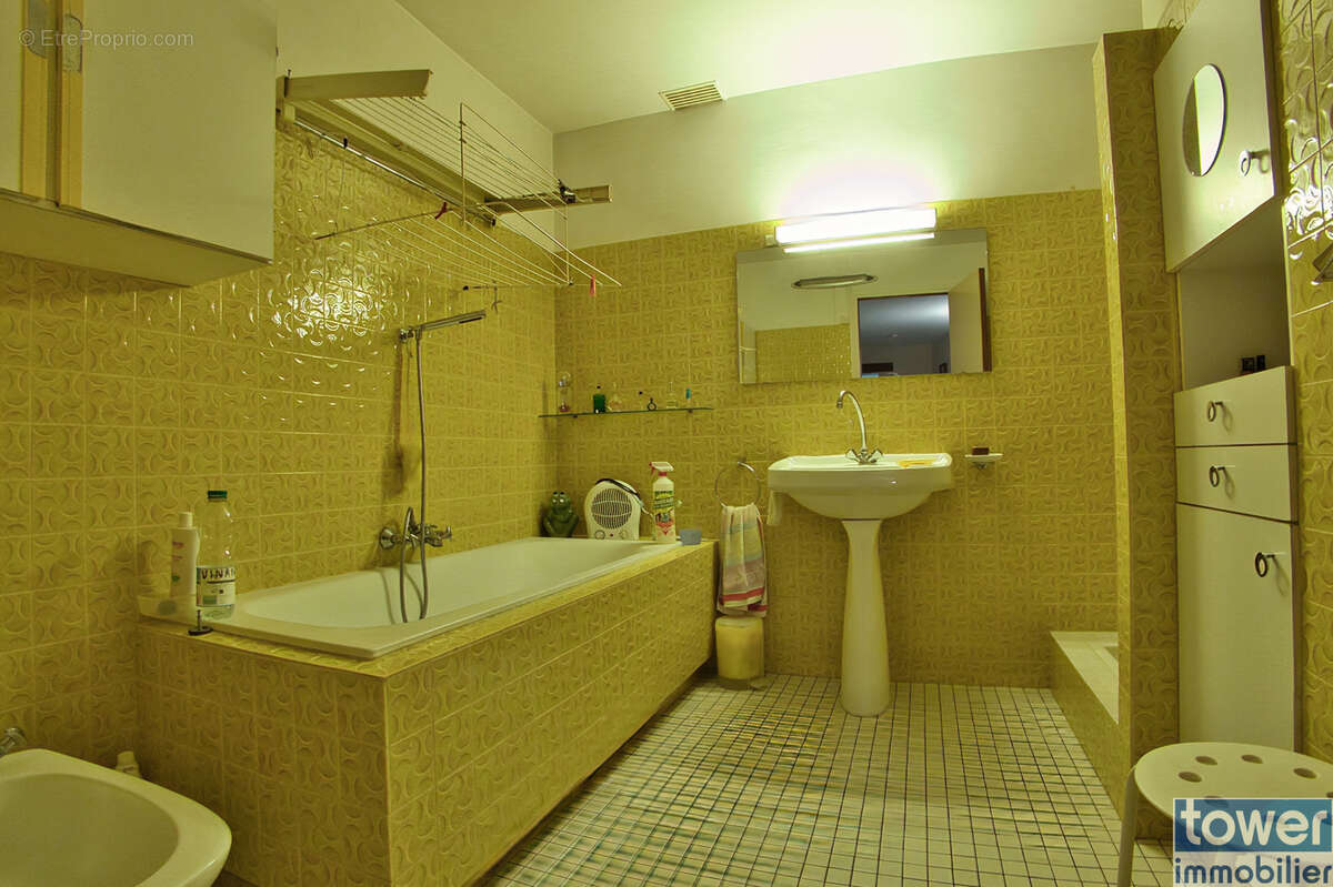 Maison de Village 120 m2 - 6 pièces   4 chambres - grenier 83 m2 - photo 14