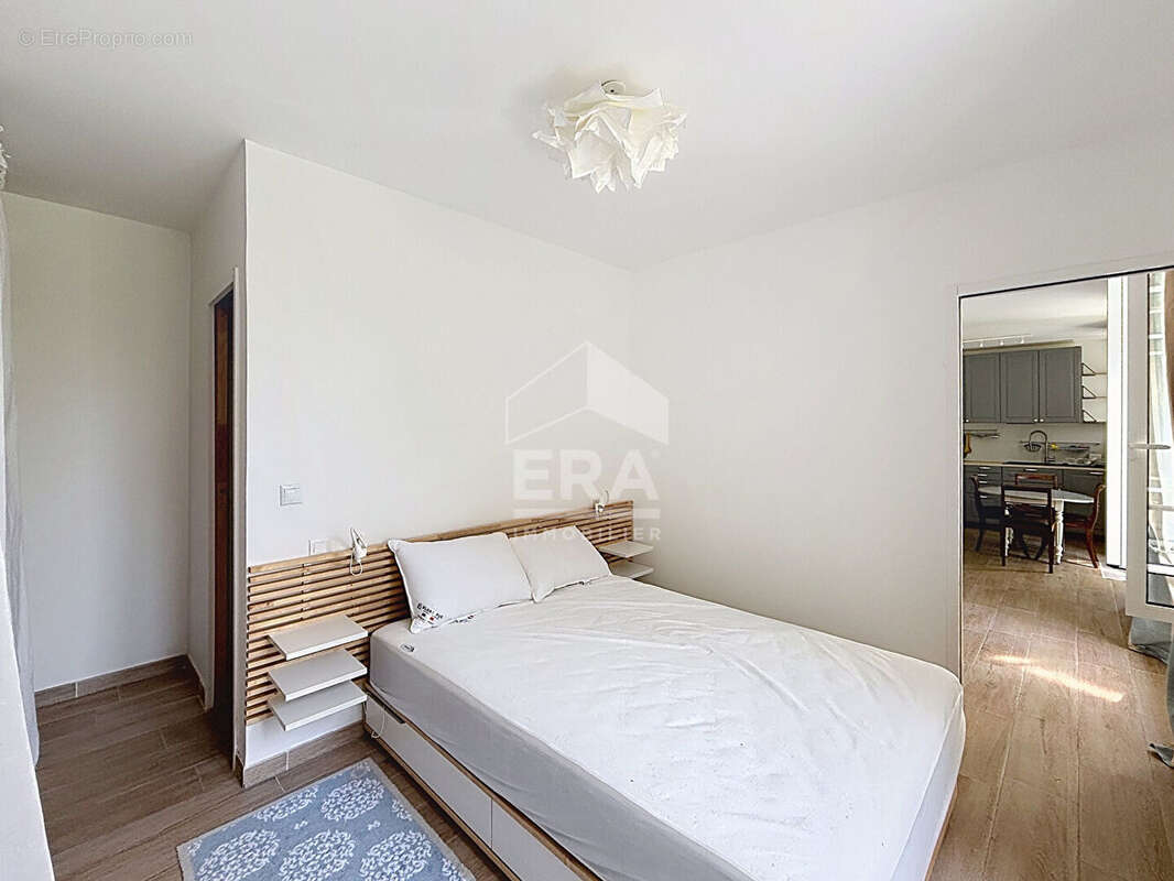 Appartement à LEVALLOIS-PERRET