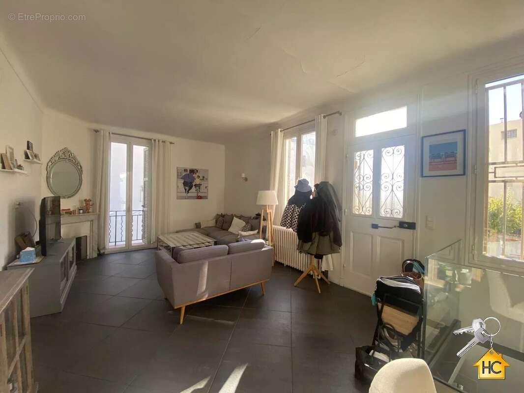 Maison à LE CANNET