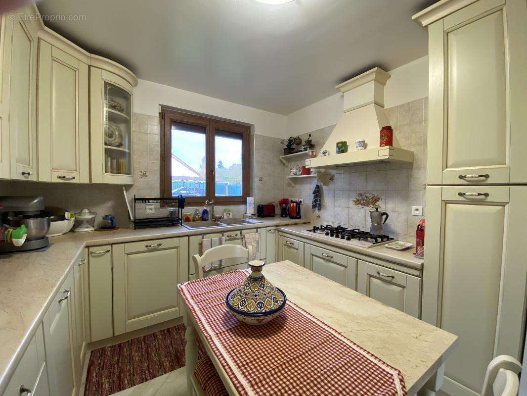 Maison à BENNECOURT