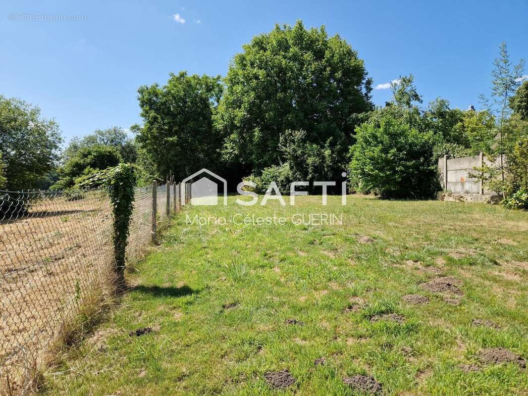 Photo 5 - Terrain à FONTENAY-SAINT-PERE
