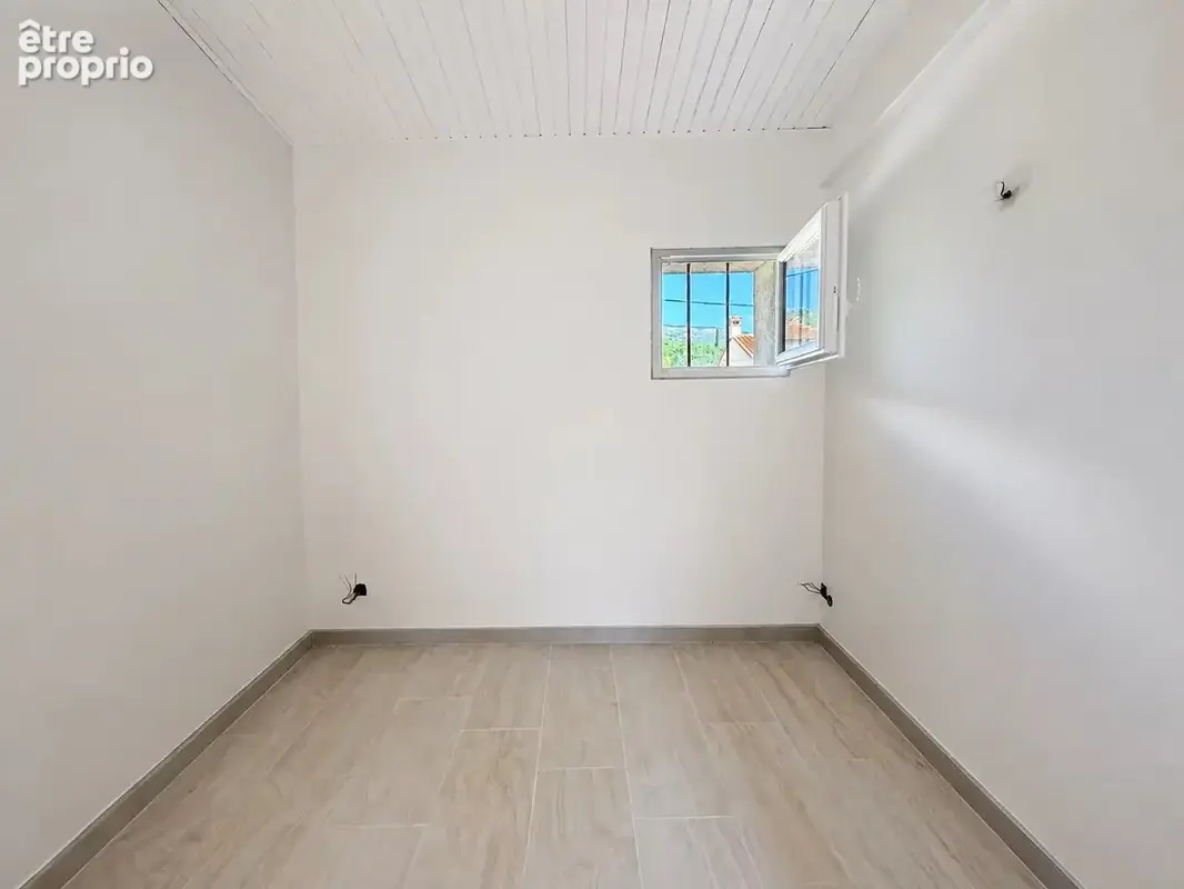 Grasse – appartement entièrement rénové – dernier étage - photo 6