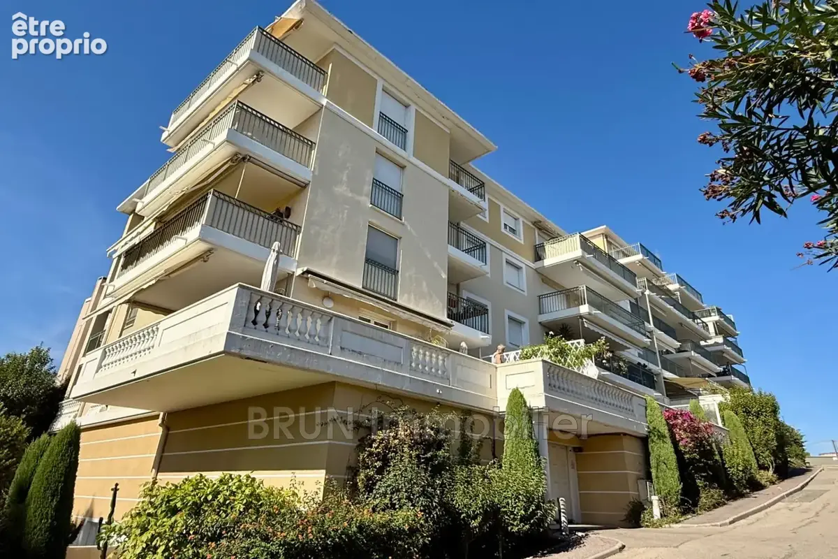 Appartement 4 pièces 74 m² à vendre à Antibes (06600) - photo 8