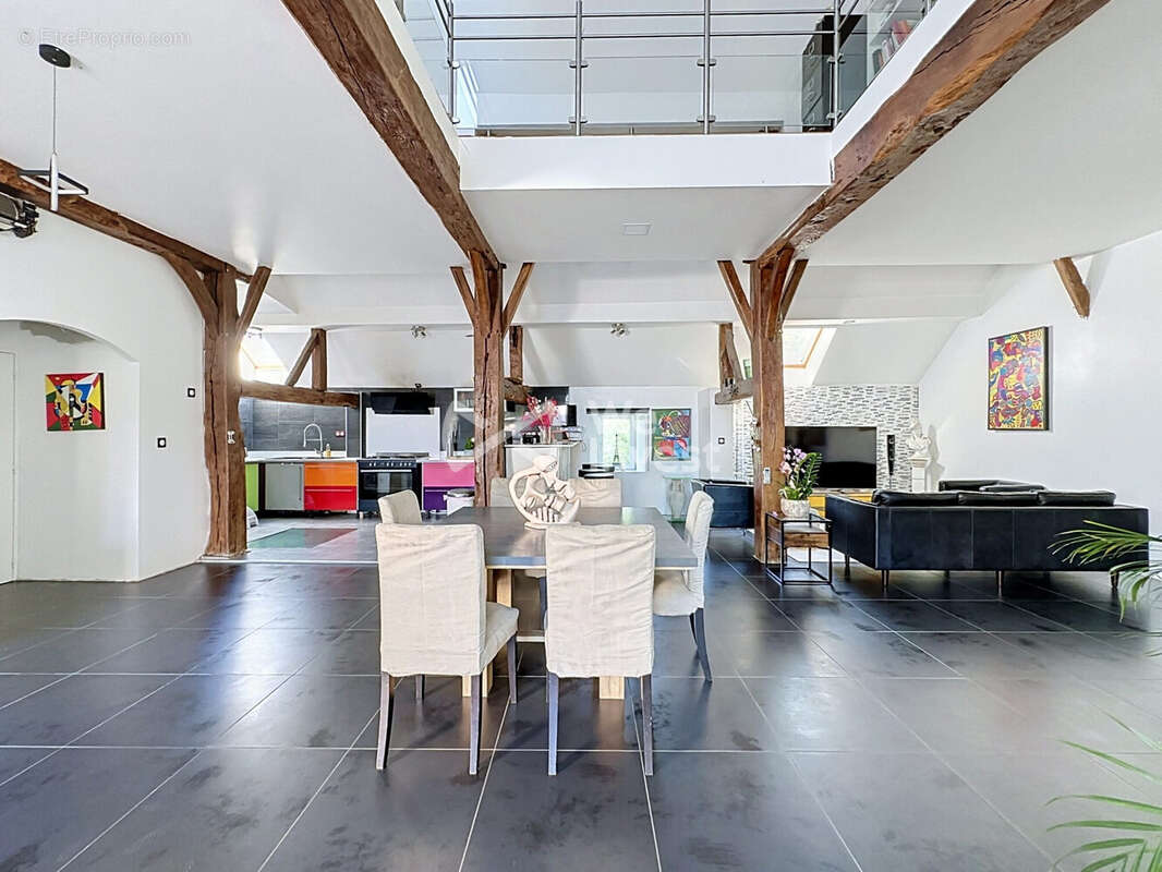 Maison 297 m² à Orthez  - photo 6