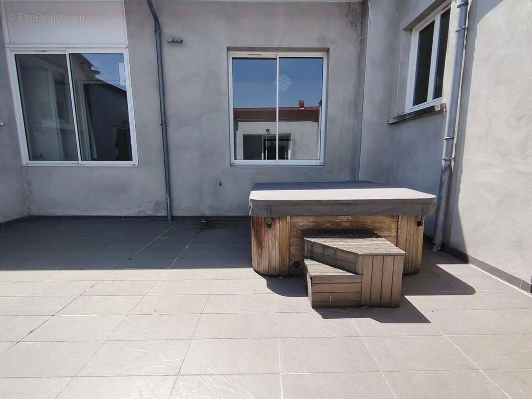 Maison 210 m² + Local commercial - photo 5