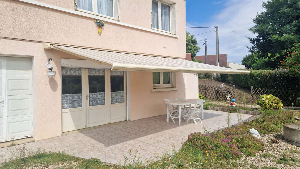 Maison bord de l'yonne - 4 pieces - 3 chambres - photo 6